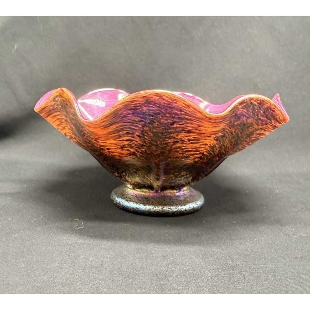 John Gilvey Art Glass Bowl Gold Aurene Irridized Footed Bowl Pink